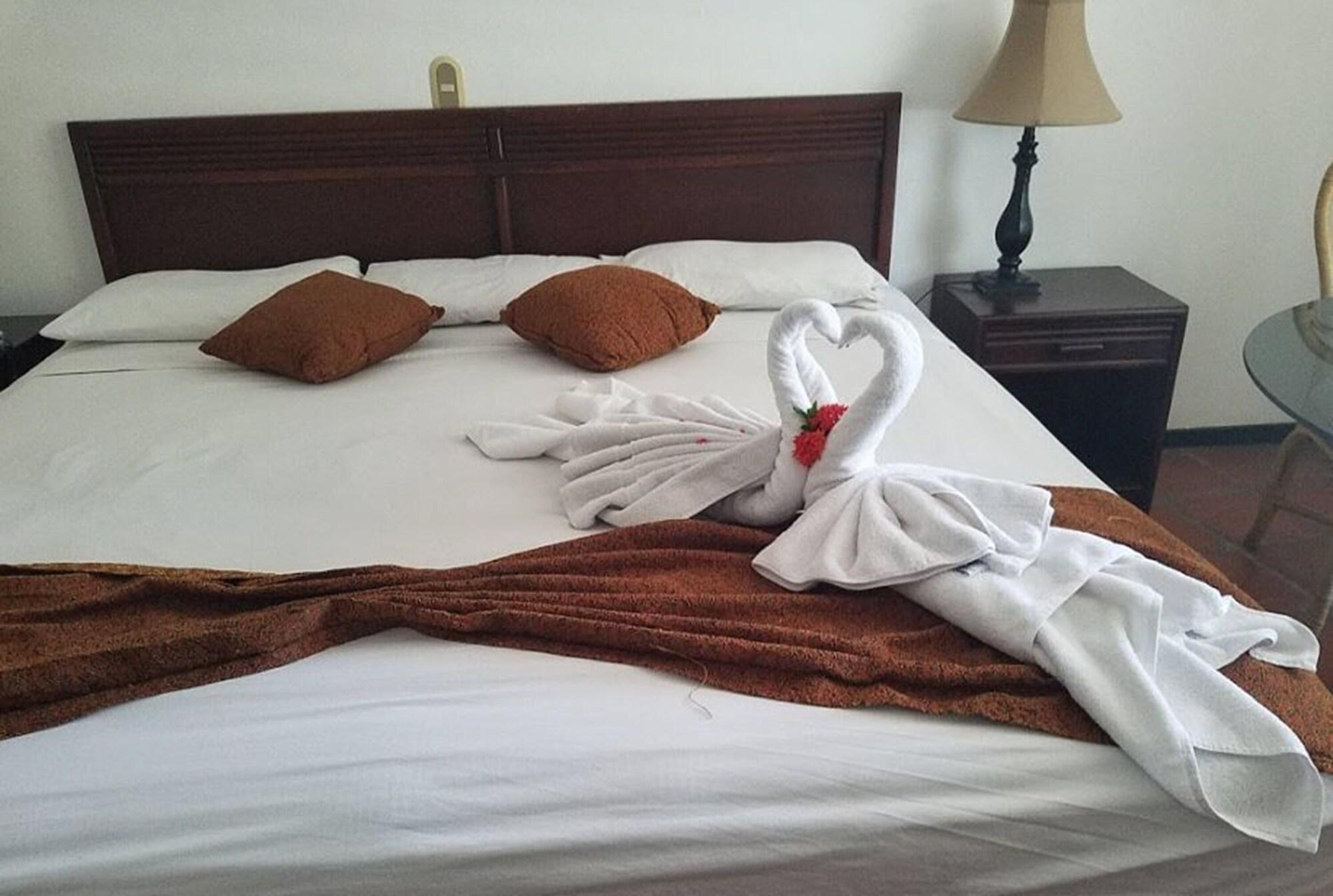 Hotel Pacific Paradise Costa del Sol Dış mekan fotoğraf